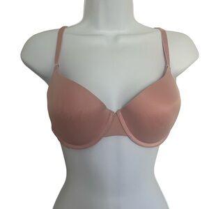 Ellen Tracy Women’s Soft Pink Underwire Padded Bra. Size:36C Great Condition.